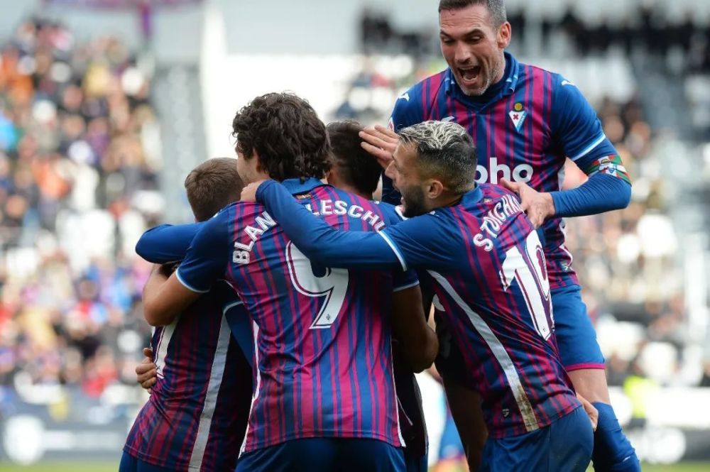 能够连场上 能够连场上